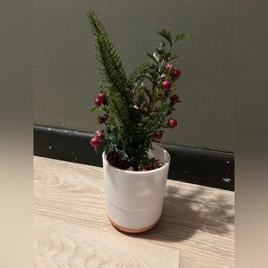 Christmas Faux Pine & Berry Plant in White Pot | Non-Working Diffuser Base
